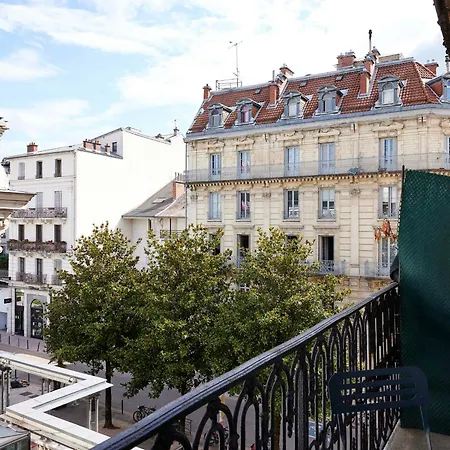 Renove En Centre-ville, Balcon, Animaux Acceptes, Wifi - Fr-1-555-118 *